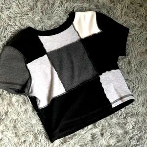 [4 FOR 20] Color block crop top!